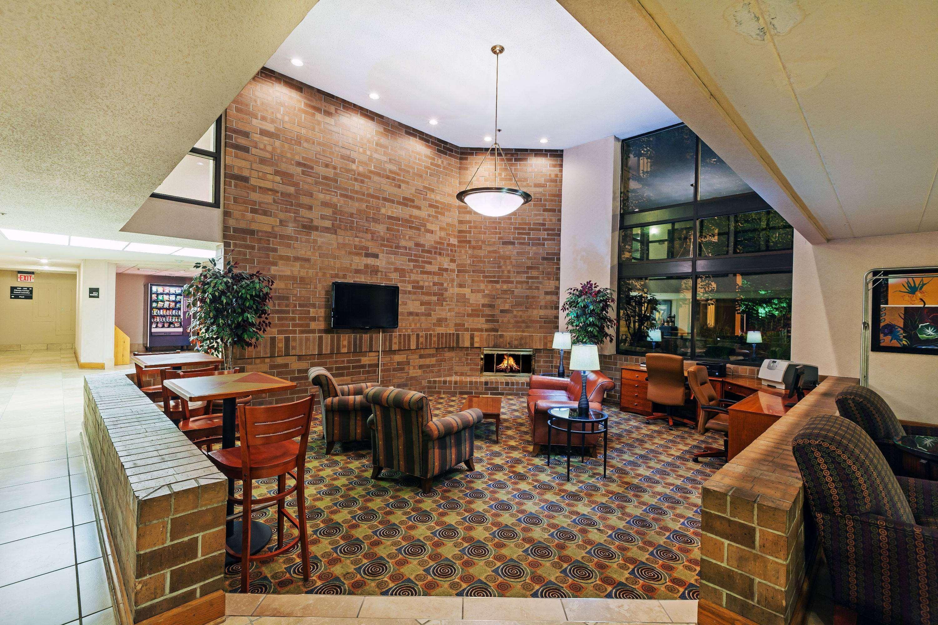 Americinn By Wyndham Omaha