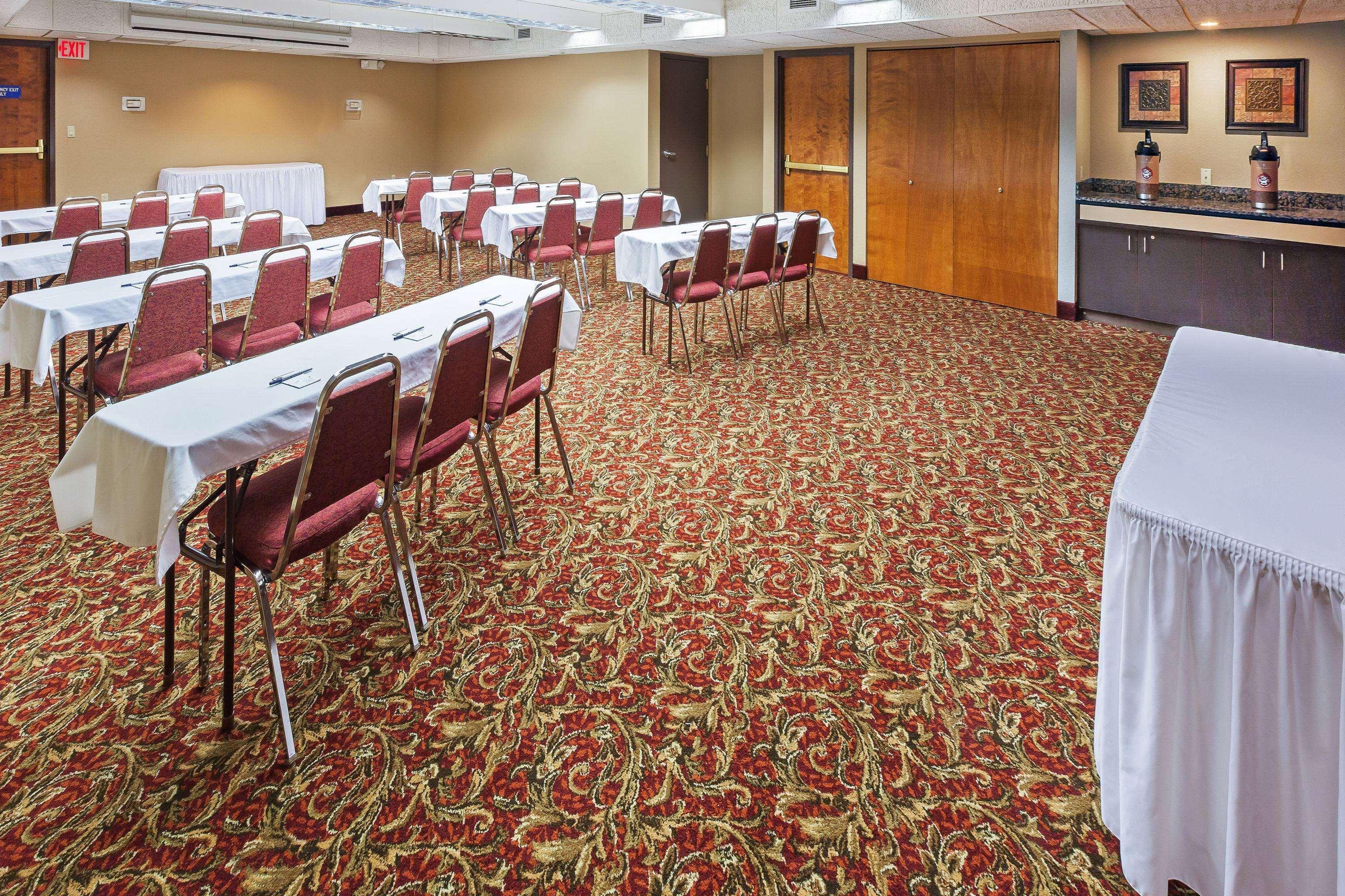 Americinn By Wyndham Hotel 3*